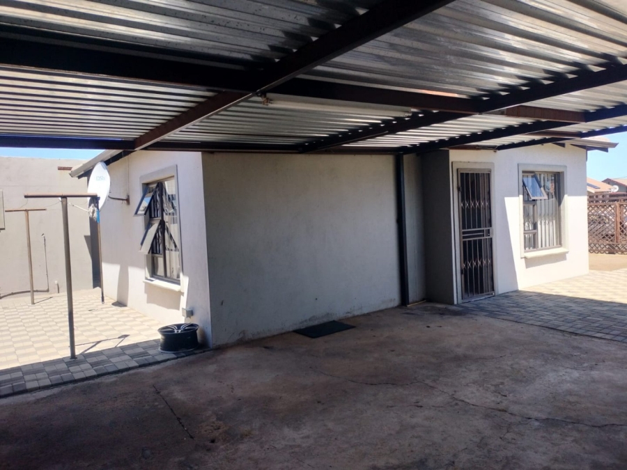 2 Bedroom Property for Sale in Raceway Free State